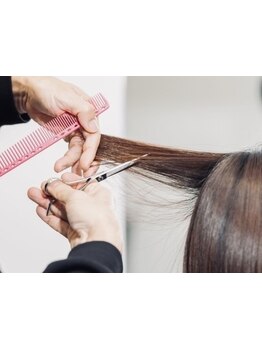 伸ばしかけの髪も、長さを変えなくても印象を変える技術◎髪が伸びても綺麗にまとまる♪《朝霞》