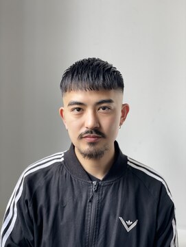 グルーマーズトウキョウ 渋谷店(GROOMER/S TOKYO) クロップスタイル フェードカット バーバー メンズカット