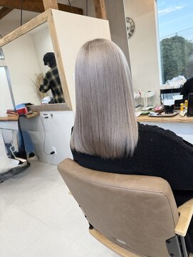 アルーナビューティデザイン ミルクティーグレージュ