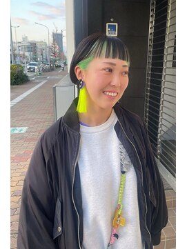 ミスターグッドモーニング(MR.GOOD MORNING) ネオングリーン!ファンキーボブショート