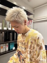 シャラク 砺波店(sharaku) スパイキーショート/ハイトーンカラー