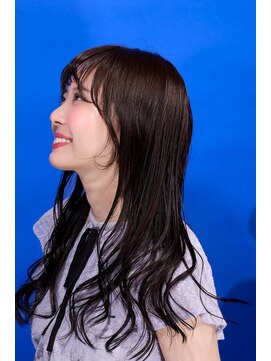 アンアタッシュ(UNE ATTACHE) Mocha Greige｜大人可愛い深み×レイヤー私らしく少しだけ変化