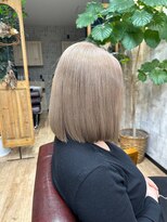 シアン(CYAN)&nbsp;ホワイトベージュ