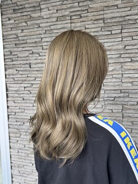 ハイバレーヘアーメゾン(HIGH VALLEY HAIRMAISON) イルミナカラーオリーブベージュ