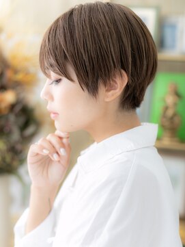 カバーヘア ブリス 川口(COVER HAIR bliss) ■グレージュ小顔補正カット丸みショート401川口20代30代40代