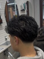 アミーゴ(AMIGO)&nbsp;毛流れパーマ×テーパーフェード　　メンズパーマ