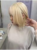 ブロンド/抜きっぱなしカラー