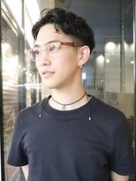 リリズカットクラブ(LILI'S CUT CLUB)&nbsp;バーバースタイルテーパーフェードカットツーブロックビジネス
