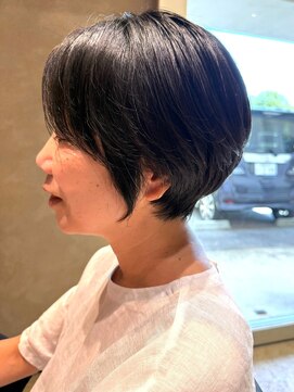 ナチュラル ヘアーデザイニング(Natural hair designing) 横顔までキレイ/丸みシルエットの大人ハンサムショート/髪質改善