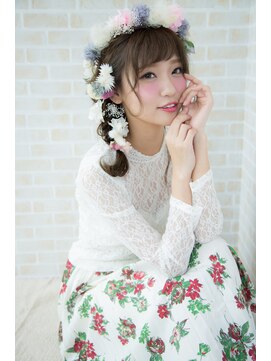 クラウン ヘアー(CLOWN hair) 花かんむりヘアアレンジ