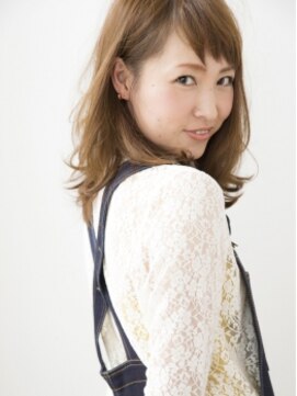 ヘアーサロンコモレビ(hair salon komorebi) 【komorebi】短め前髪が可愛いミディアムヘア