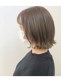 切りっぱなし外はねミニボブ