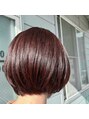 アグ ヘアー パム 茅野店(Agu hair pam) 丸みショートボブ。ピンクブラウンでかわいらしい雰囲気。