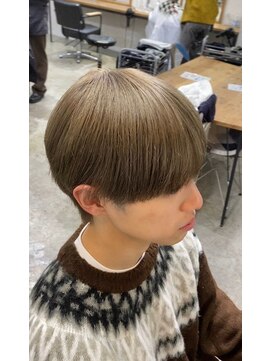 オムデュー(HOMME DEUX) 【KAITO】ブリーチ1回!ミルクティーベージュ!