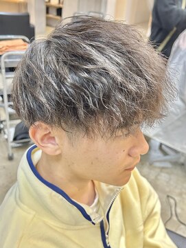 ニアウ 伊勢崎連取店(Niau) メンズマッシュパーマツイストスパイラルパーマ波巻きパーマ