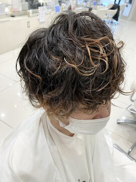 アヴァンス アリオ鳳店(AVANCE) メンズパーマ×簡単スタイリング×ハイライト