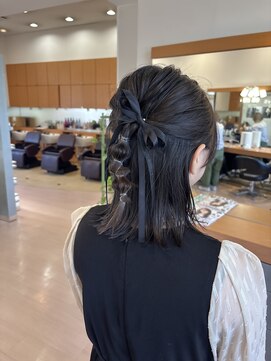 シャンプーボーイ ヒノ(SHAMPOO BOY Hino) ハーフアップアレンジ