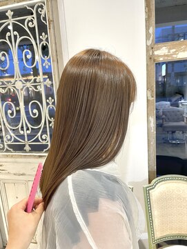 ノラ(Nora) ＊スモーキーベージュ＊