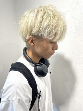 イワッシュ 大和駅店(IwAsh) White