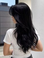 シティ オモテサンドウ(CITY omotesando)&nbsp;海外レイヤー 顔周りカット ブルーブラック