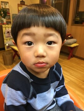 キキ 美容室(KIKI) 幼稚園、保育園に通う年齢のお子さまカット★