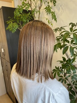 ラッドヘアー(Rad hair) Bob style