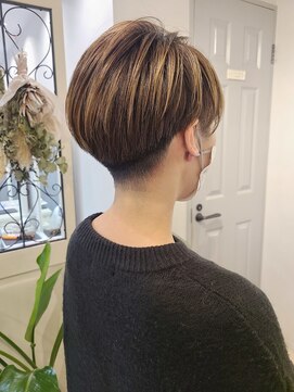 ヘア ケア ディエイチケー(HAIR CARE DHK) クールでカッコいいショートヘア