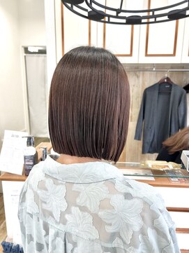 ネオリーブウリ 二子玉川店(Neolive uri) 前髪マチルダボブピンクベージュインナーグレージュ