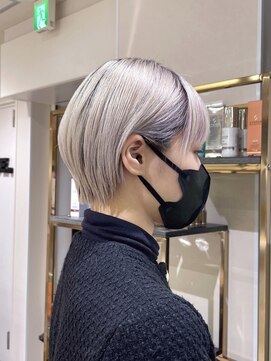 フェイス 石川町 (FACE) エモー大人可愛い丸みクビレ小顔ショートボブ/HONOKA