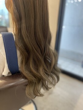 エファッセ(efface) ベージュカラー