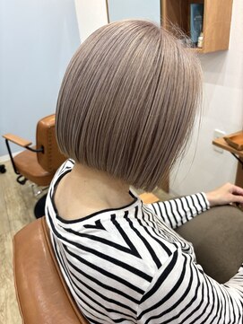 エルア 辻堂(LR.) ハイトーンボブ