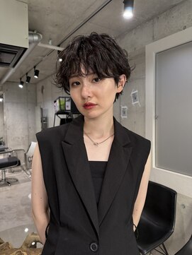 イー(Ii) ショートパーマ