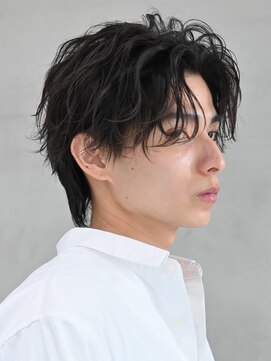 テン 心斎橋(tenn.) 心斎橋フェザーパーマフェザーショートセンターパート20代緩め