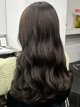 シベルバレー 横浜(sibell) ロングレイヤーカット顔周りレイヤーウルフハッシュカット韓国