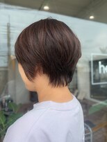 ハル(haru) 後頭部ふんわりショート
