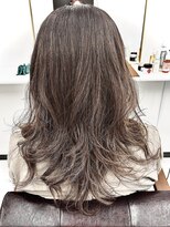 ルル(loulou) 軽やかカールスタイル