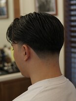ザ チョップ ショップ ハラジュク(THE CHOP SHOP HARAJUKU)&nbsp;原宿渋谷理容室テーパーフェードカットメンズセンターパート