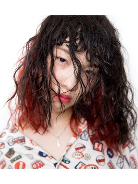 カムジーヘッド(COMEGHEAD) フラッパーミディアムボブ【熊本/南区/平成/平成駅】