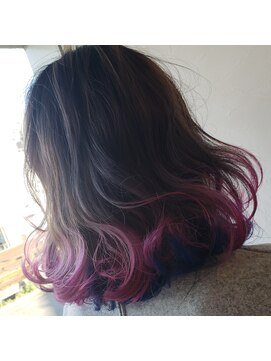 ドルチェ(Dolce) 個性的カラーも得意です。ポイントカラーも可愛いオススメ！