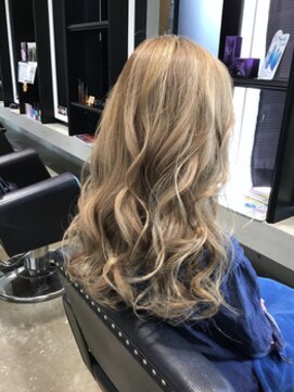 ヴォージュアーム(VOGES ame) 【VOGES】本当の外国人風ブロンドヘア