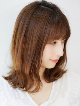 グリー(Gree) Gree【外ハネセミミディ】