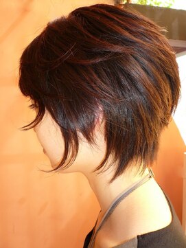 ヘアーフェイヴァリット(Hair Favorite) クールなショートスタイル