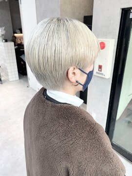 バングス(BANGS) ホワイトブロンド