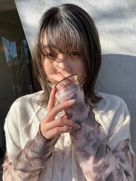 シエル 一社(cher) グレージュくびれボブ