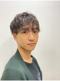 ナチュラルパーマ くせ毛風 ツーブロ刈り上げ 前髪下ろし