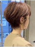大人ショート/耳掛け/ひし形シルエット/前髪流し/30代・40代
