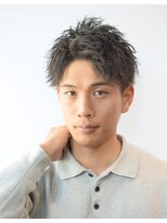 クオンヒール(QUON HEAL) ソフトツイストアップバング刈り上げショート フェザーショート