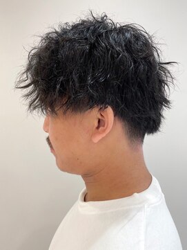 リコラックスビー 中百舌鳥(LICO LUXBE) ツーブロック★ツイストスパイラルパーマ