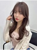 ロングレイヤー 斜めバンググレージュカラーデザインカラー