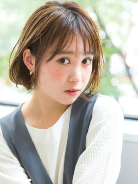 ハニーシブヤ(HONEY shibuya) レイヤーボブ/ミルクティーベージュ/小顔カット/長持ちヘア1